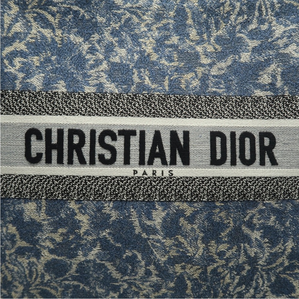 Dior Floral Blue Tote Bag - Picture 8 of 15